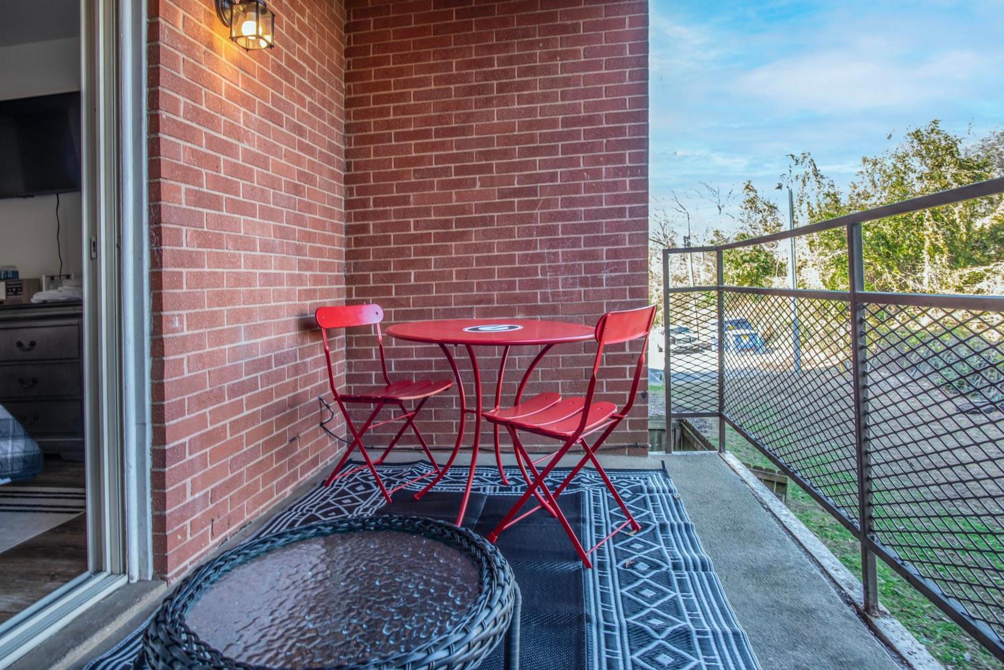 Classic City Getaway - 1 Mile Walk To Sanford Stadium! Athens Exterior foto